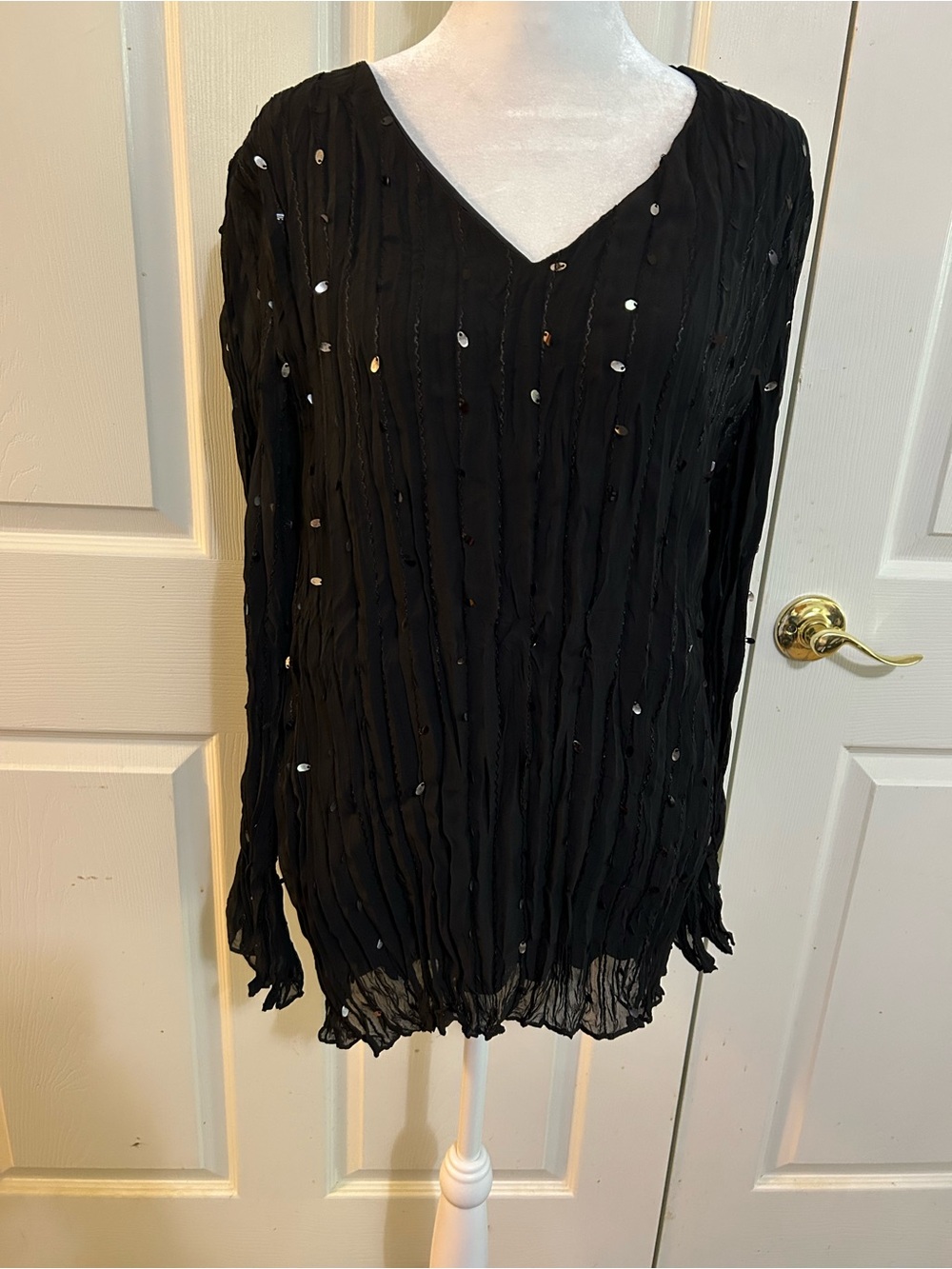 NWT Bob Mackie Studio sequined top, XL